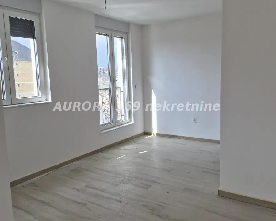 Sale, two bedroom apartment, 52m², Ruma, Srbija