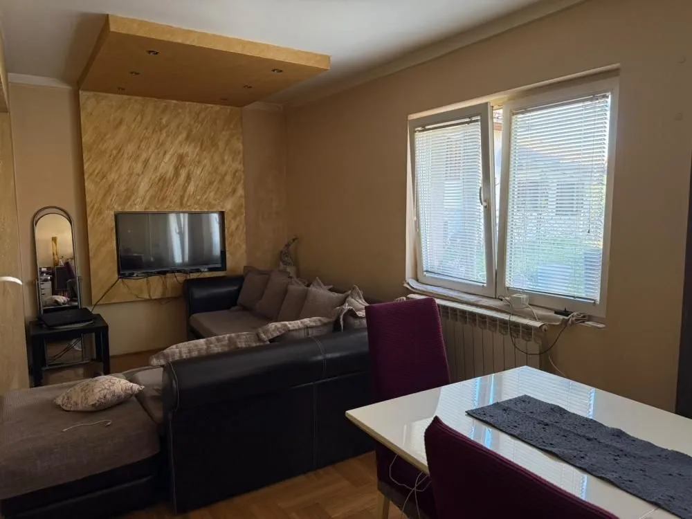 Prodaja, jednosoban stan, 47m², Ledine, Beograd