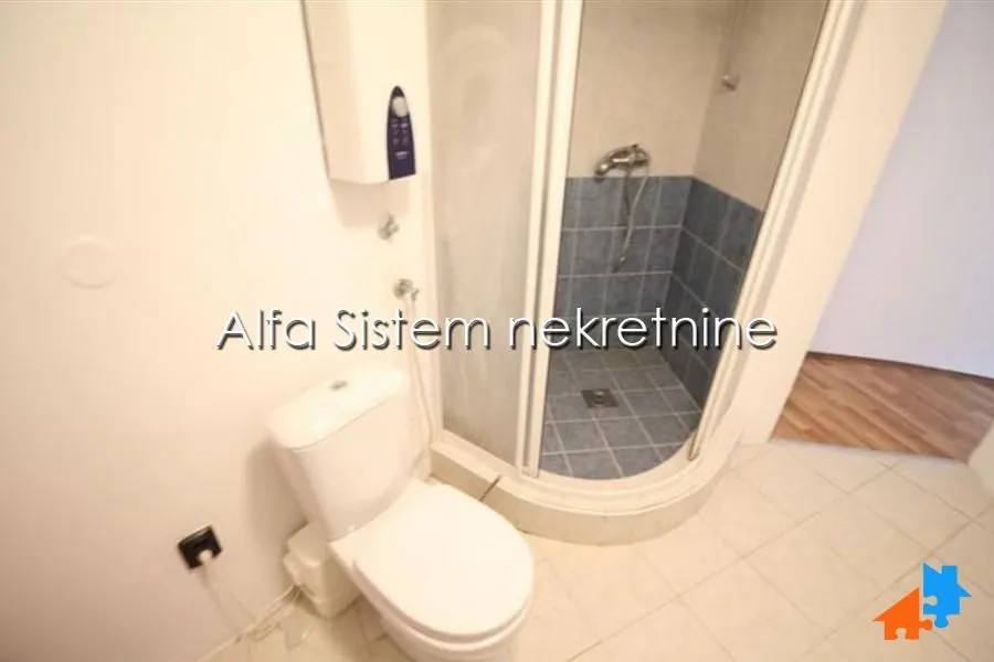 Izdavanje, stan, 220m², Savski Venac, Beograd
