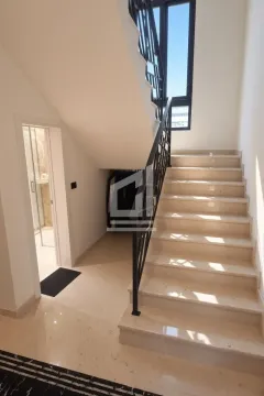Izdavanje, stan, 180m², Gornja Gorica, Podgorica - image 8