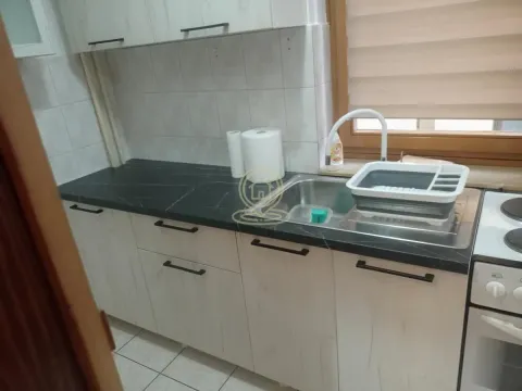 Izdavanje, dvosoban stan, 60m², Centar, Novi Sad - image 13