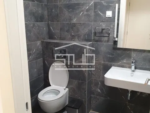 Izdavanje, trosoban stan, 105m², Novi Beograd Blok 65, Novi Beograd Sve Podlokacije - image 7