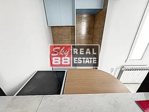 Rent, three bedroom apartment, 130m², Neimar, Vračar Sve Podlokacije - image 4