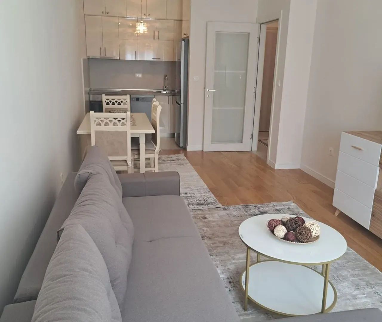 Rent, one bedroom apartment, 46m², Central Point, Podgorica