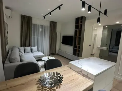 Izdavanje, trosoban stan, 70m², Savski Venac, Beograd - image 4