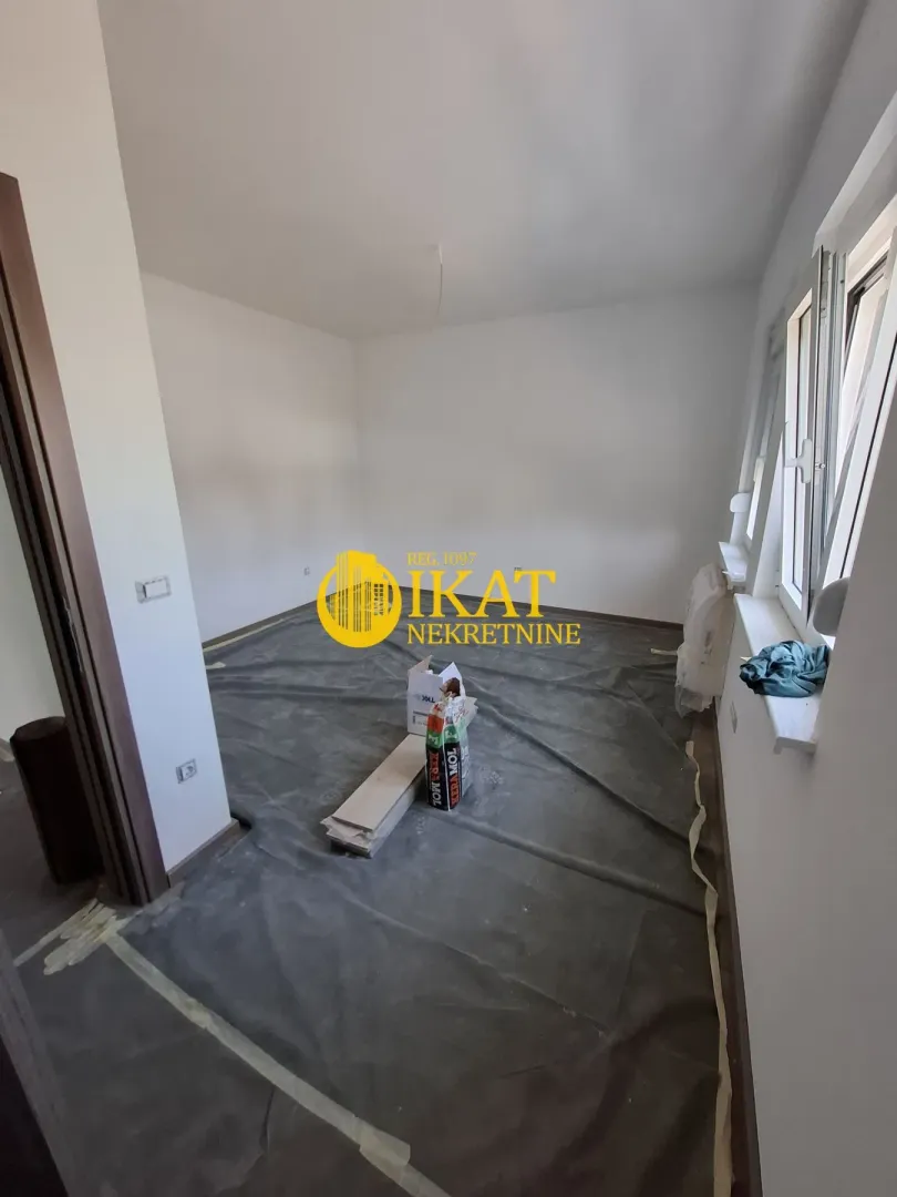 Prodaja, trosoban stan, 82m², Jajinci, Voždovac Sve Podlokacije