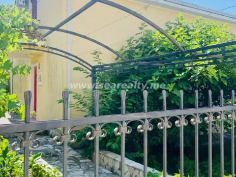 Prodaja, kuća, 190m², Herceg Novi, Crna Gora - image 2