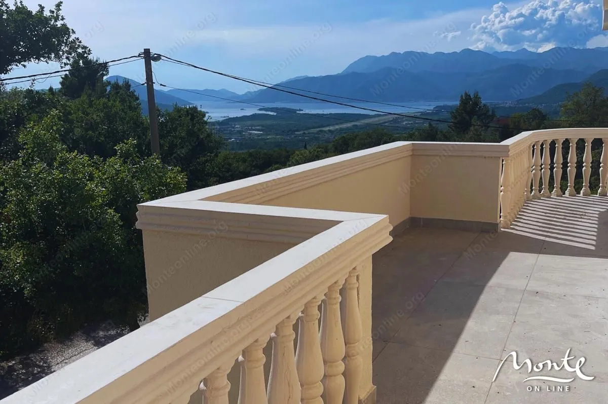 Sale, house, 270m², Kotor, Crna Gora