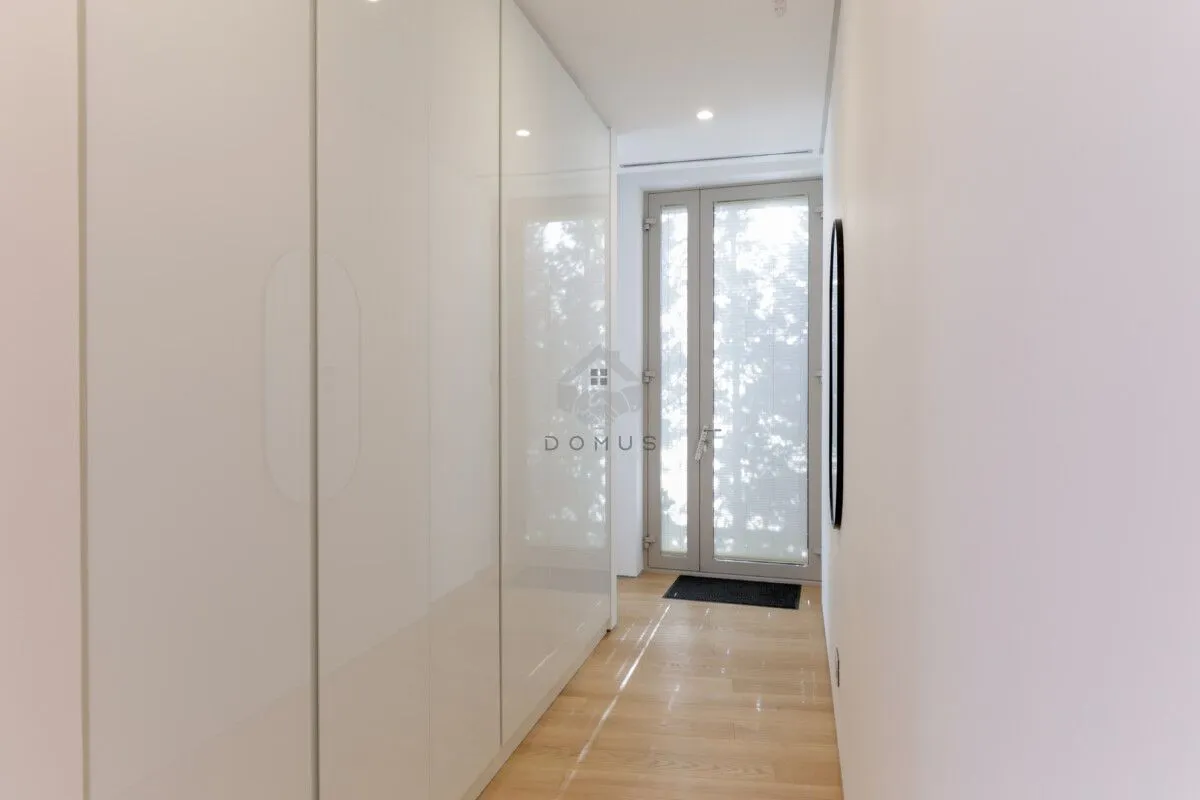 Sale, three bedroom apartment, 214m², Budva, Crna Gora