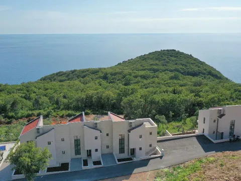 Sale, house, 140m², Reževići, Budva