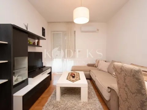Rent, one bedroom apartment, 37m², Stari Aerodrom, Podgorica - image 2