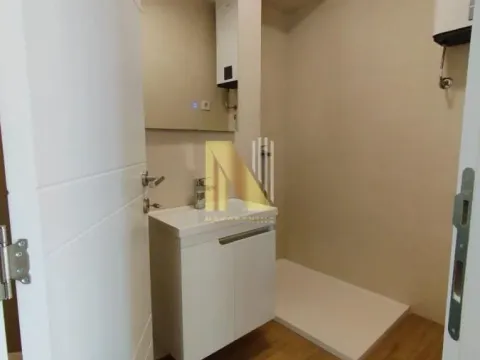 Izdavanje, poslovni prostor, 130m², Telep, Novi Sad Sve Podlokacije - image 16