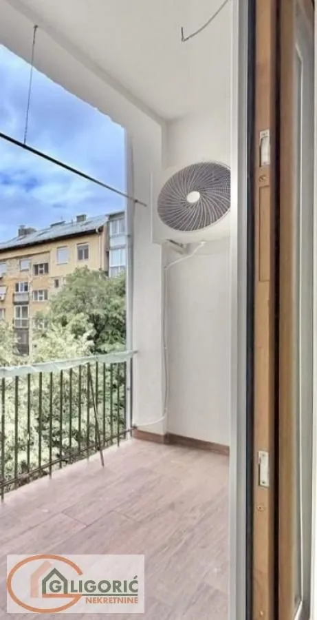 Sale, four bedroom apartment, 120m², Vračar Centar, Vračar Sve Podlokacije