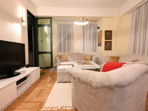 Rent, two bedroom apartment, 76m², Centar, Podgorica - image 2
