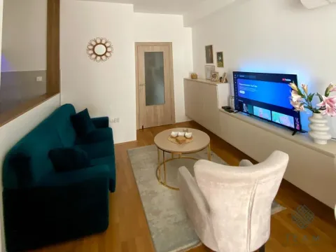 Prodaja, jednosoban stan, 35m², Ljubović, Podgorica