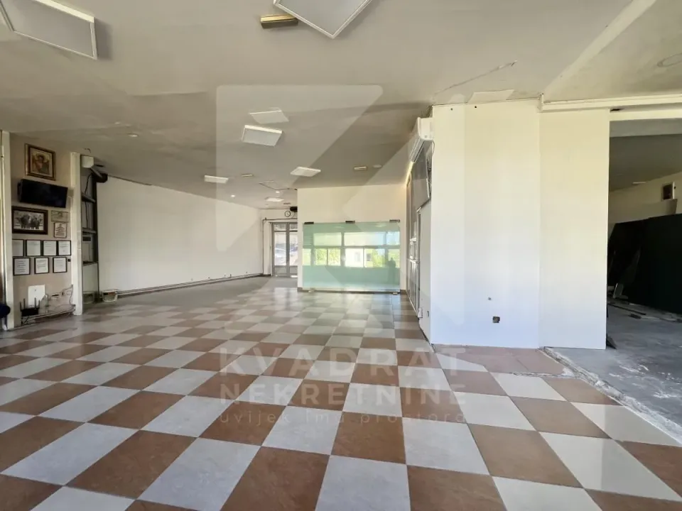 Rent, office space, 210m², Centar, Podgorica