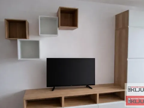 Rent, studio apartment, 32m², Telep, Novi Sad Sve Podlokacije - image 4