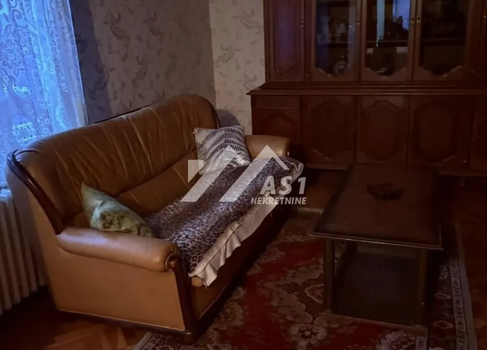 Izdavanje, kuća, 100m², Salajka, Novi Sad Sve Podlokacije