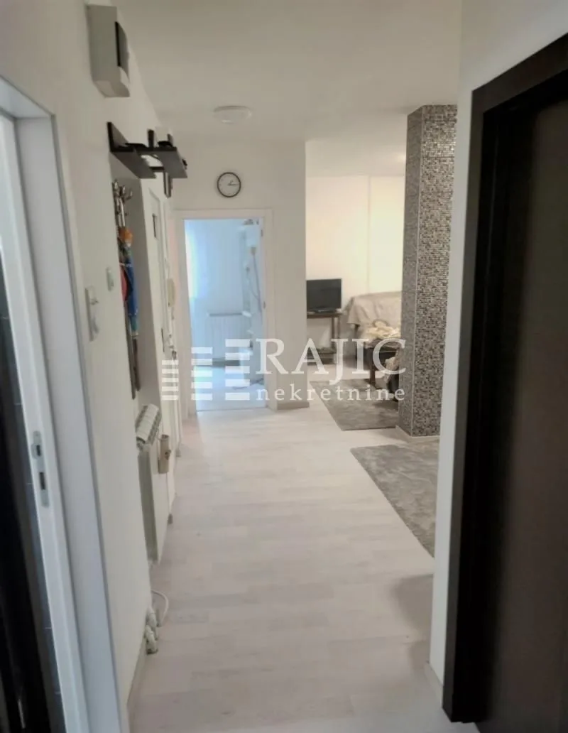 Rent, three bedroom apartment, 80m², Čukarica, Beograd