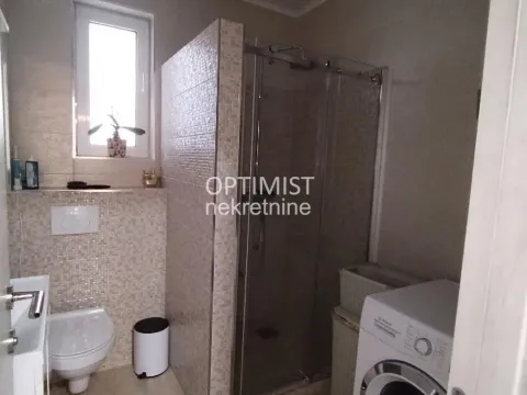 Prodaja, kuća, 194m², Ledine, Beograd - image 8