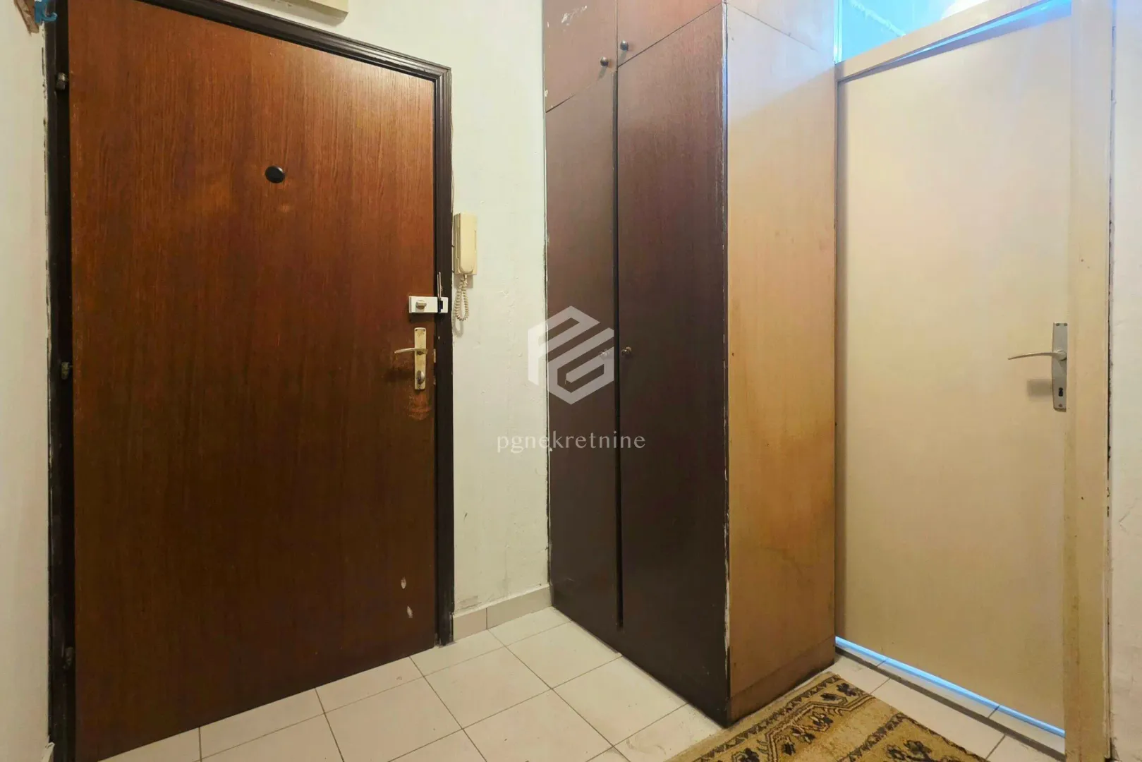 Rent, one bedroom apartment, 42m², Centar, Podgorica