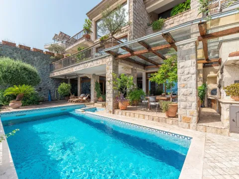 Sale, house, 1264m², Gospoština, Budva - image 2