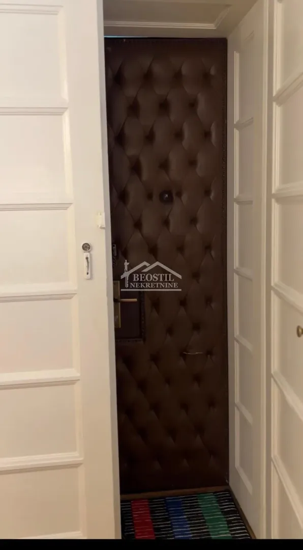 Rent, two bedroom apartment, 70m², Stari Grad, Beograd