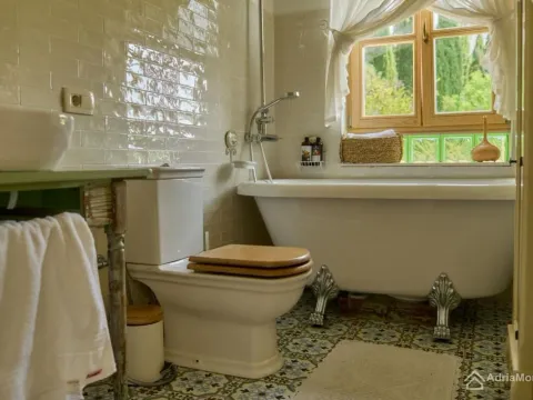 Prodaja, kuća, 155m², Sutorina, Herceg Novi - image 11