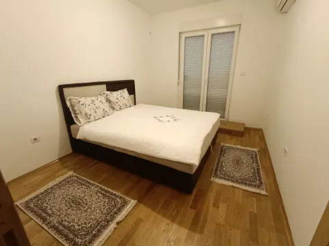 Rent, one bedroom apartment, 50m², Stari Aerodrom, Podgorica - image 5