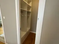 Izdavanje, trosoban stan, 184m², Budva, Crna Gora - image 9