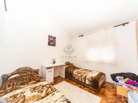 Rent, two bedroom apartment, 78m², Dalmatinska ulica, Podgorica - image 9