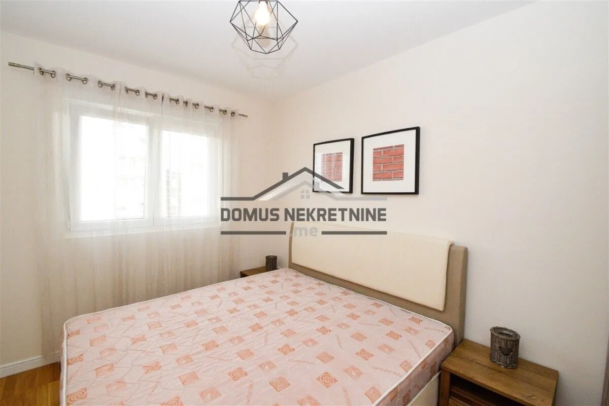 Izdavanje, jednosoban stan, 42m², Pobrežje, Podgorica