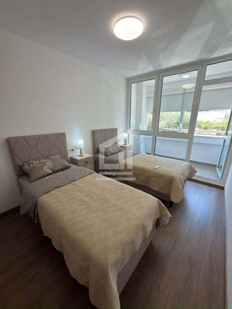 Rent, three bedroom apartment, 100m², Kruševac, Podgorica