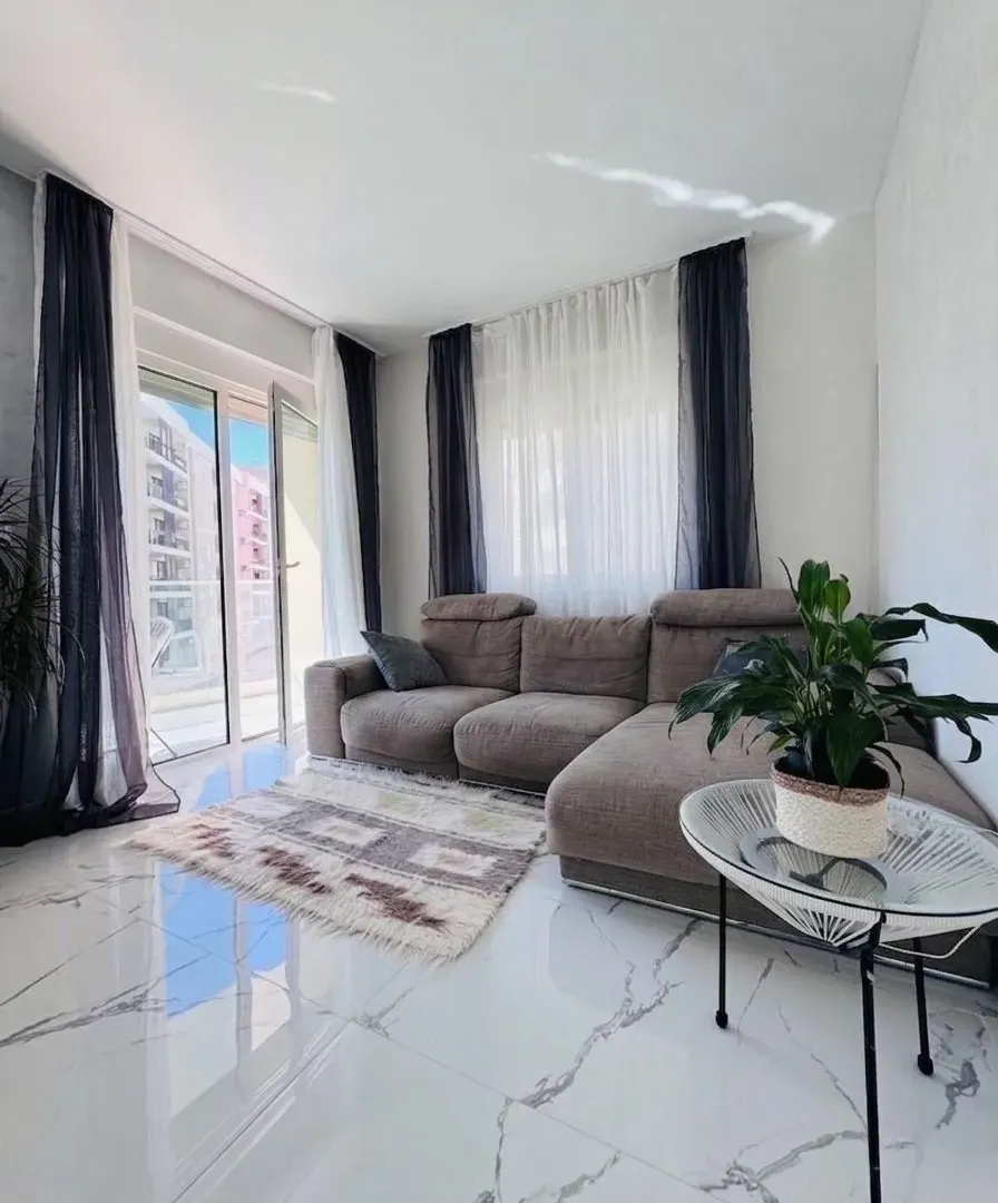 Sale, two bedroom apartment, 74m², Bečići, Budva