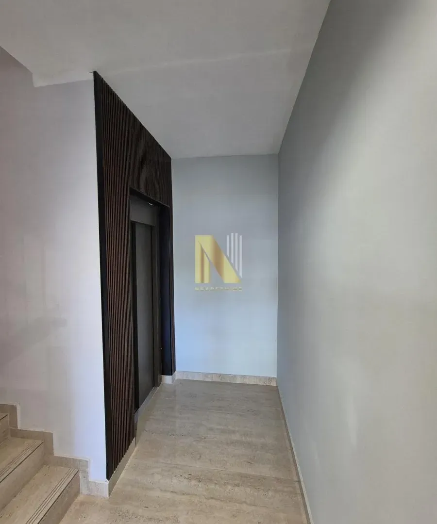 Rent, office space, 330m², Salajka, Novi Sad Sve Podlokacije