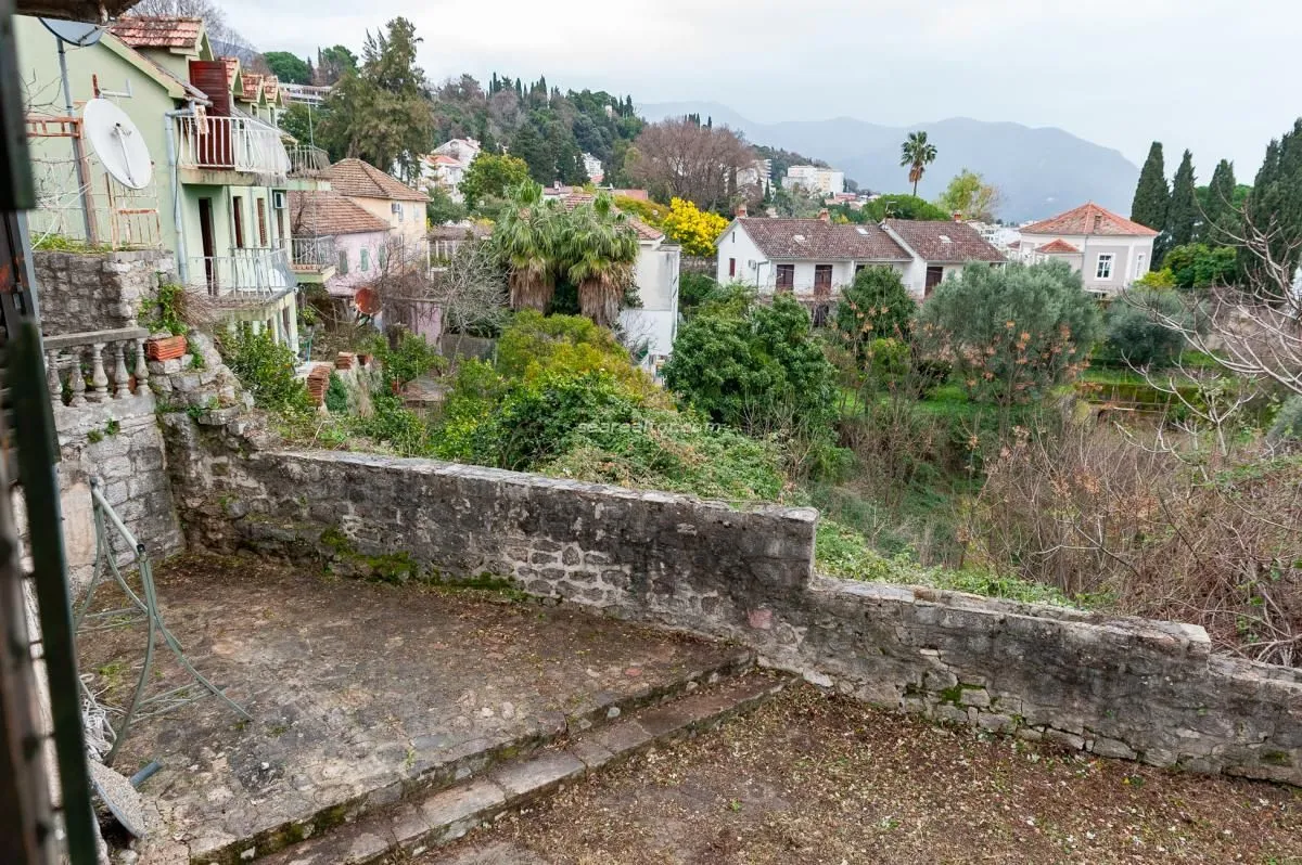 Sale, office space, 166m², Herceg Novi, Crna Gora