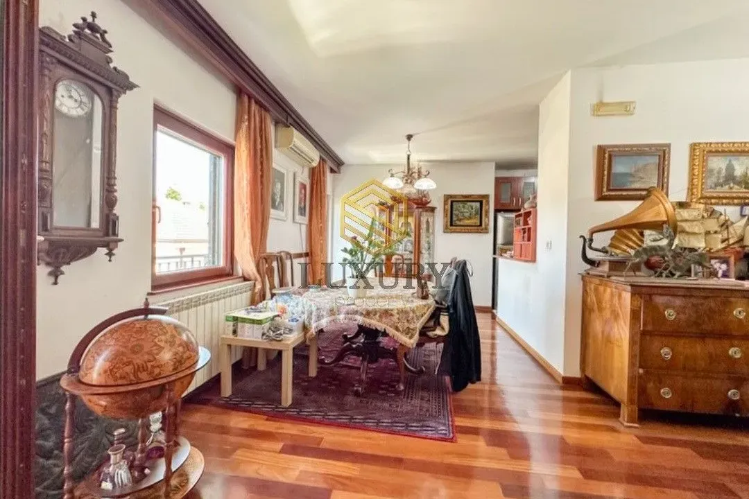 Sale, three bedroom apartment, 130m², Gorica C, Podgorica