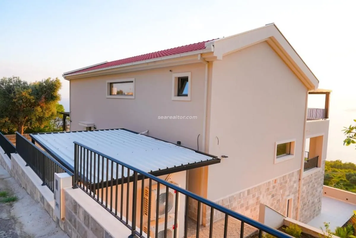 Sale, house, 420m², Blizikuće, Budva
