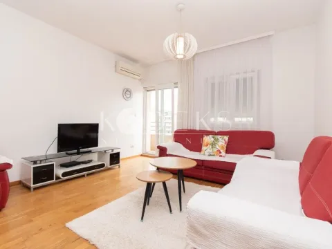 Rent, one bedroom apartment, 51m², City Kvart, Podgorica - image 9