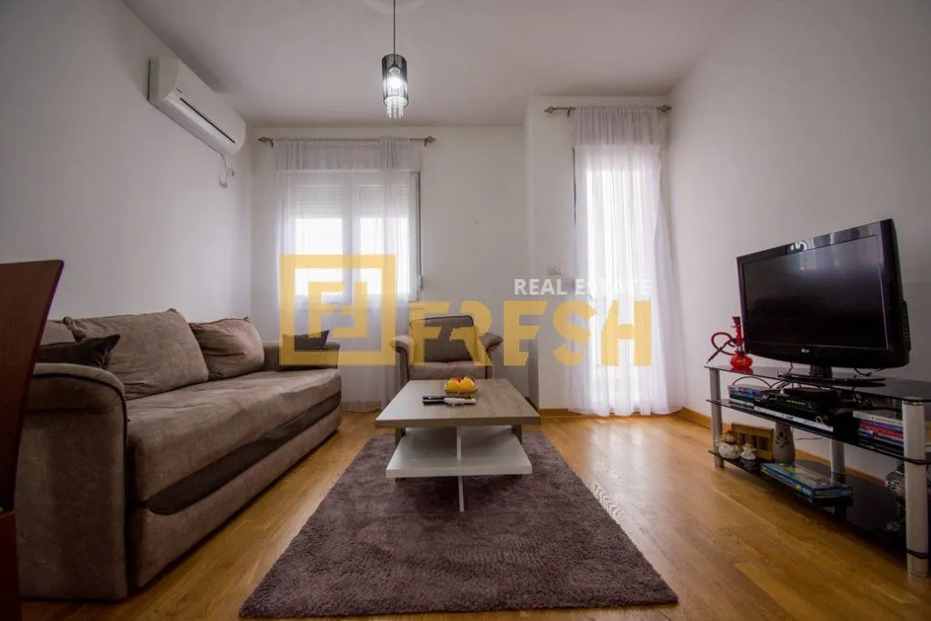 Rent, one bedroom apartment, 44m², City Kvart, Podgorica
