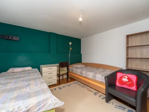 Rent, two bedroom apartment, 95m², Makedonsko naselje, Bar - image 10