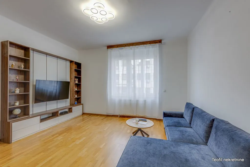Rent, three bedroom apartment, 82m², Stari Grad, Beograd