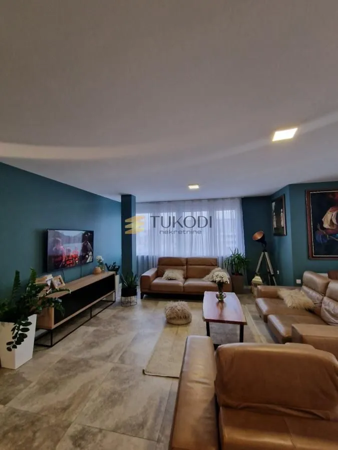 Prodaja, četvorosoban stan, 146m², Telep, Novi Sad Sve Podlokacije