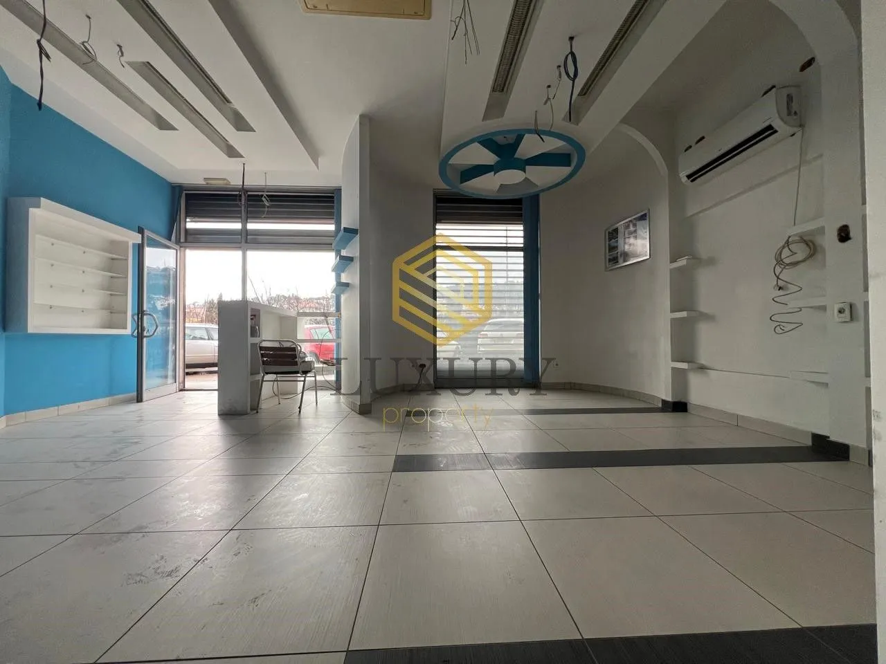 Rent, office space, 91m², Vezirov Most, Podgorica