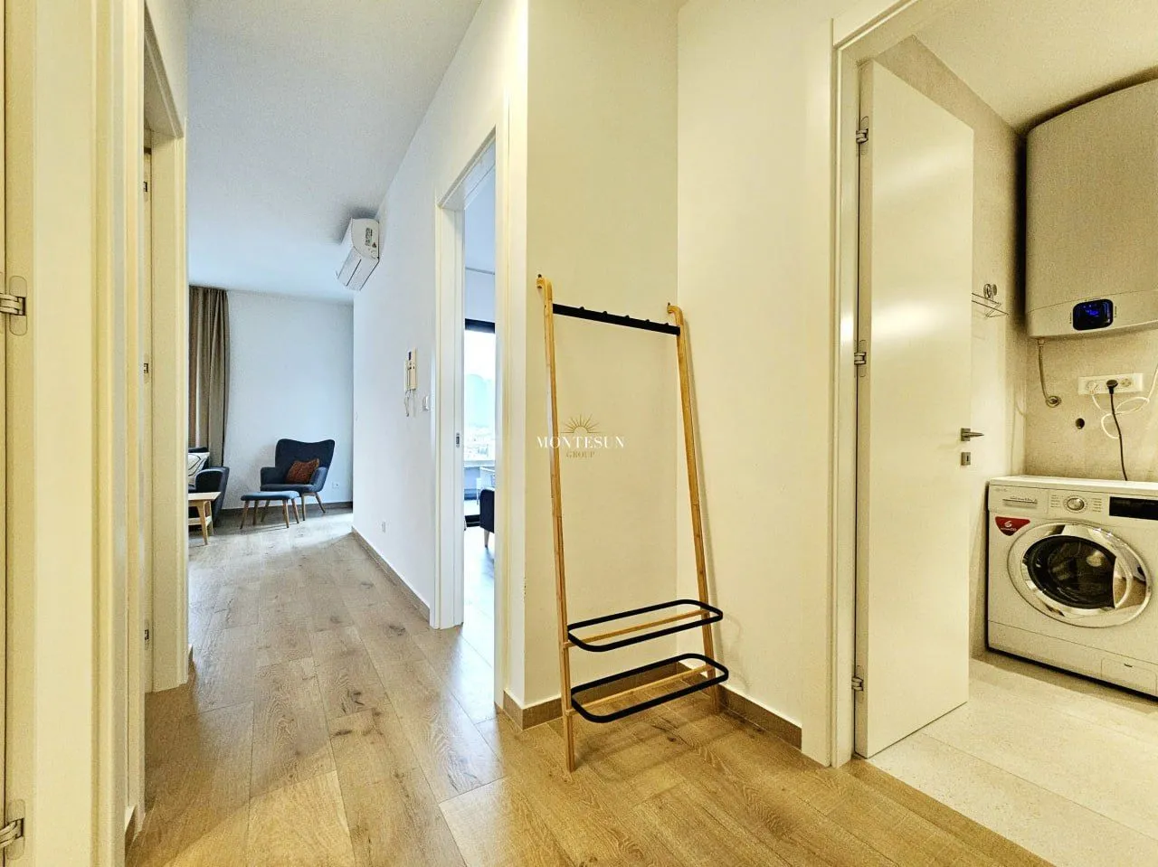 Rent, two bedroom apartment, 70m², Centar, Budva