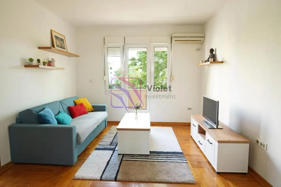 Rent, two bedroom apartment, 55m², Centar, Podgorica