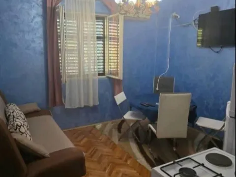 Prodaja, dvosoban stan, 75m², Risan, Kotor - image 4