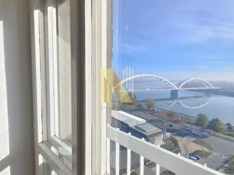 Izdavanje, trosoban stan, 70m², Kej, Novi Sad Sve Podlokacije - image 15