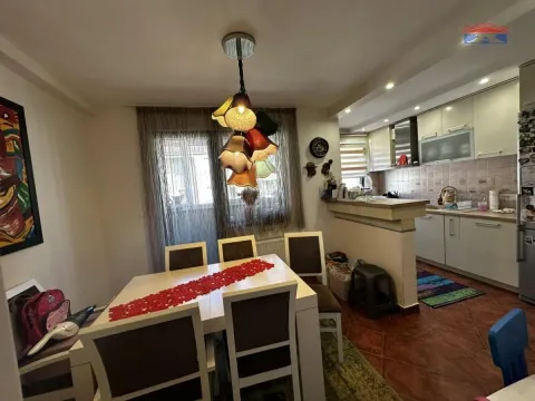 Sale, four bedroom apartment, 116m², Grbavica, Novi Sad Sve Podlokacije - image 6