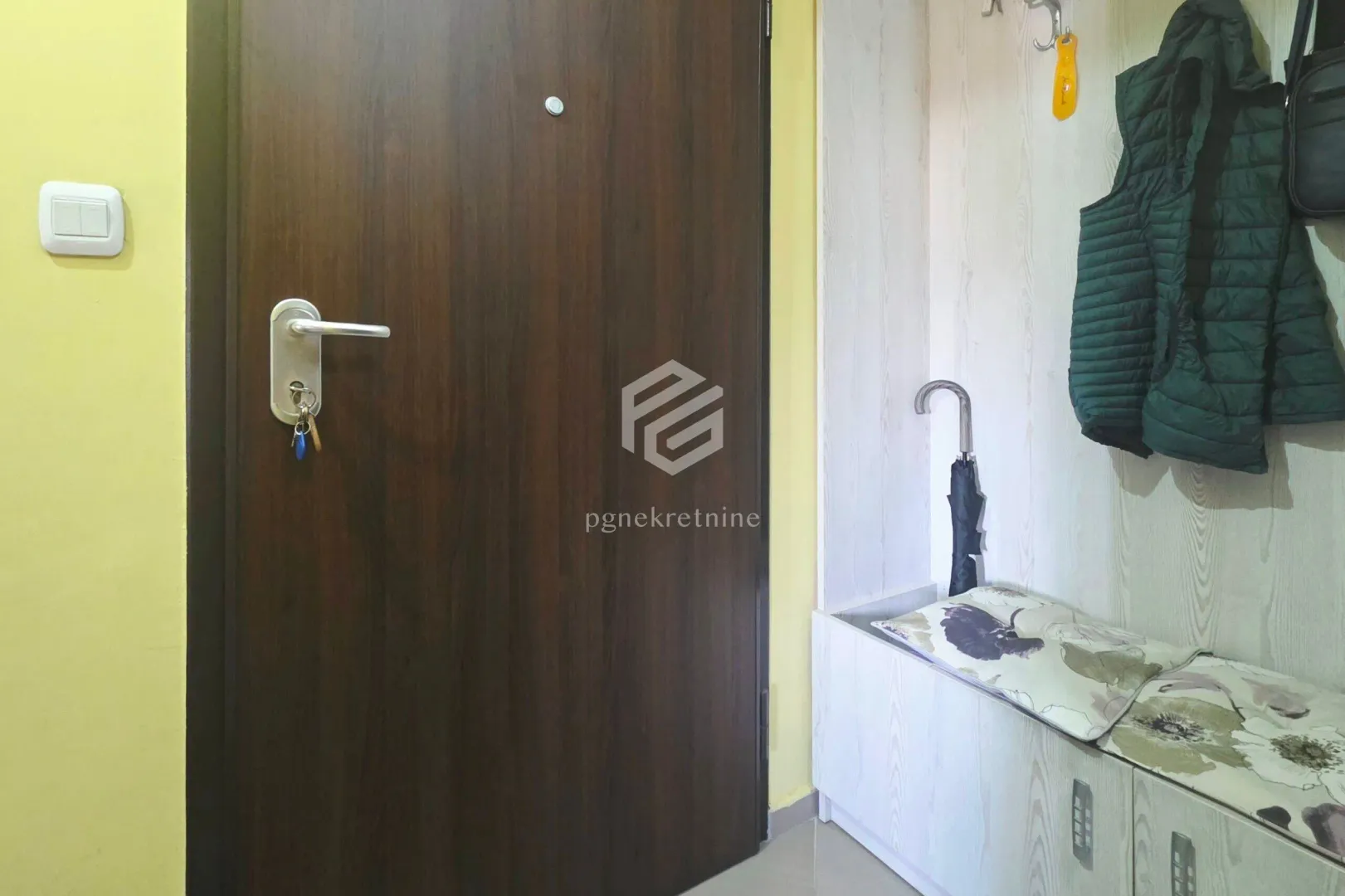 Prodaja, dvosoban stan, 58m², Dalmatinska ulica, Podgorica